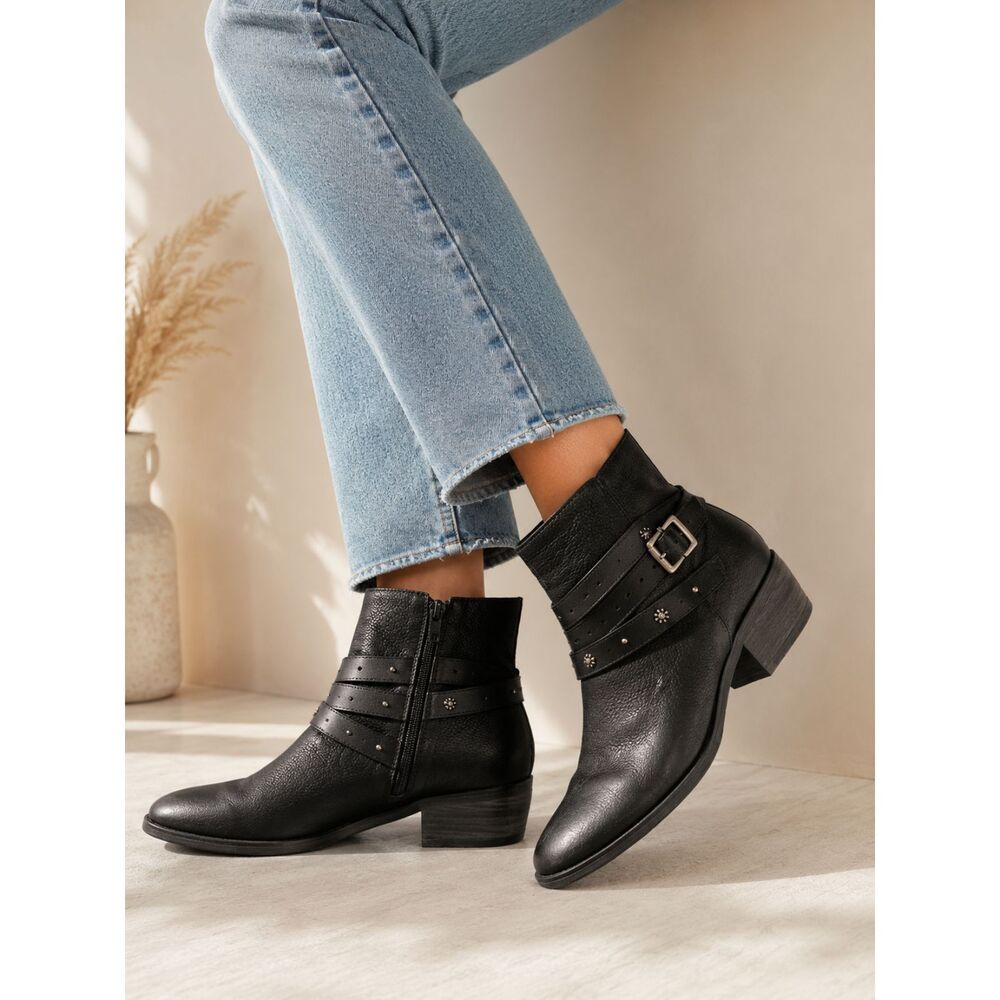 Miz Mooz Kerry Black Leather Ankle Boots 40 Moto Western Studded Buckle